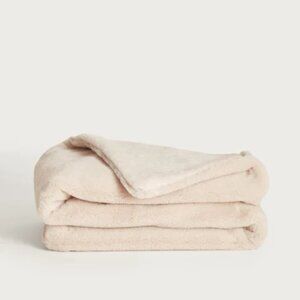 NIP Unhide Lil Marsh' Shade Beige Bear Size Small 50" x 60"